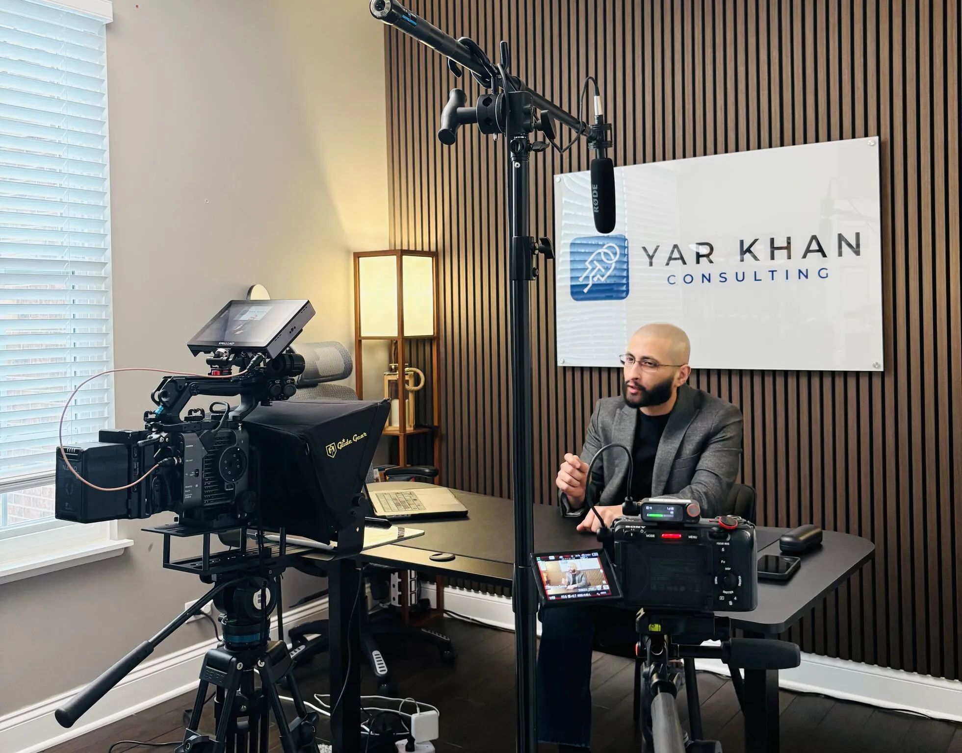 Faiz YarKhan in studio